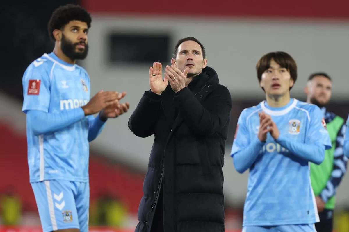 Benjamin Bloom tweet media