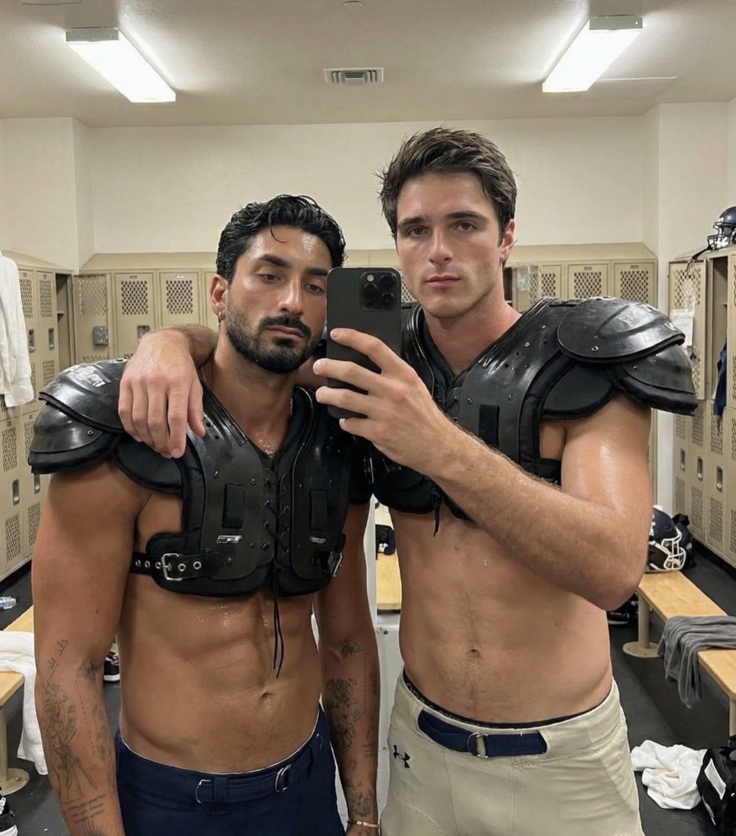 stud_jocks's tweet image. What are you doing after practice?