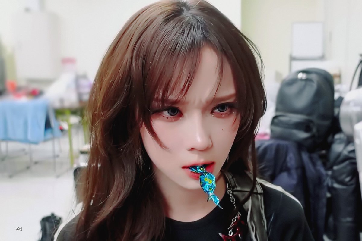 여우 vs 늑대 
누구한테 더 빨리 감길 것 같은지?