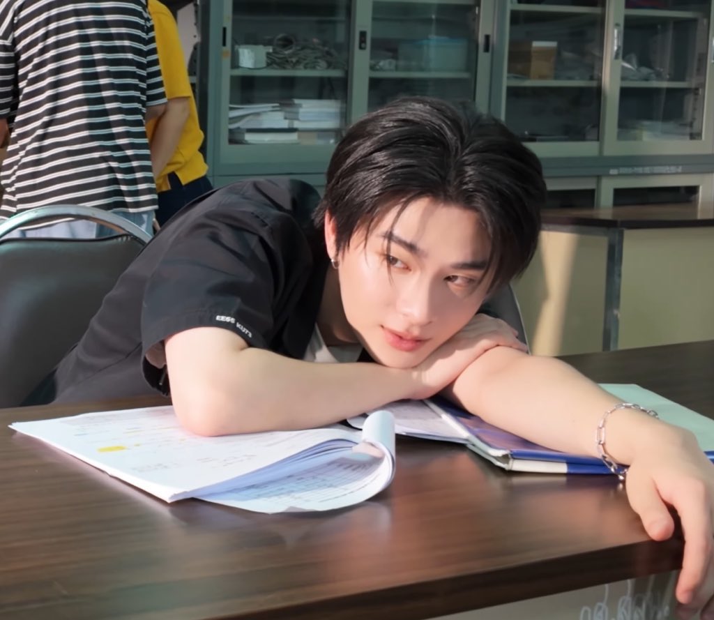 ไม่ต้องเสียเวลาคิดบทชง#มีกรุไว้ทำไม