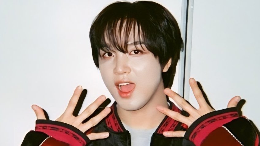 hcxh_6's tweet image. 분위기 센 스카쟌 자켓 입어도
귀여움 못 숨기는 해찬이가 진짜 찐남자