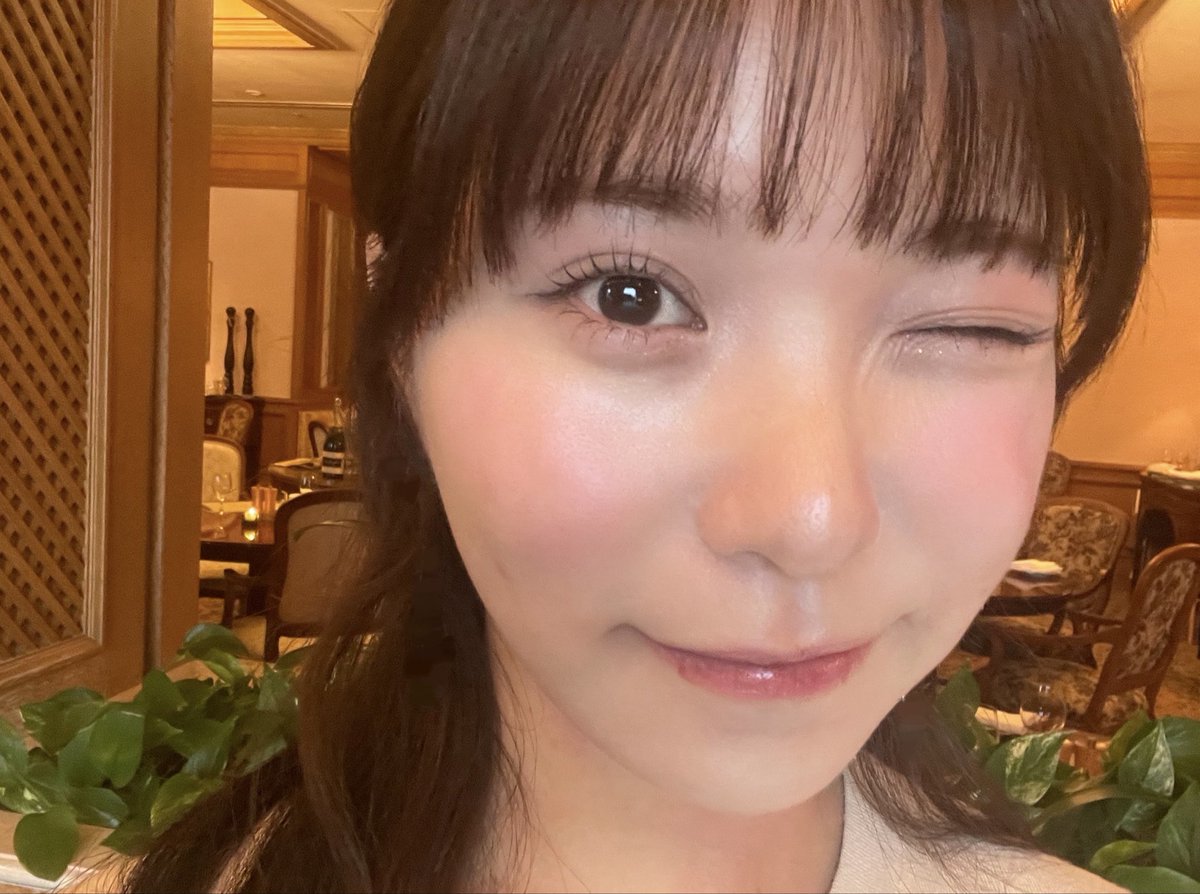 年賀状届いたよ〜！ありがとう💌
お返しに、近めまにゃ♡😉