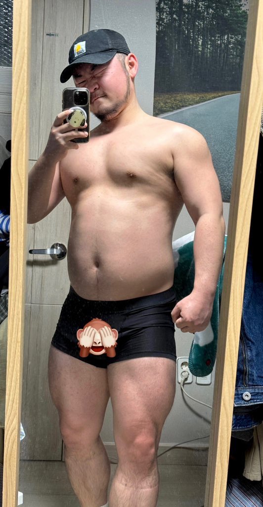 bbangmo2's tweet image. 내일 못걸을 예정🫠