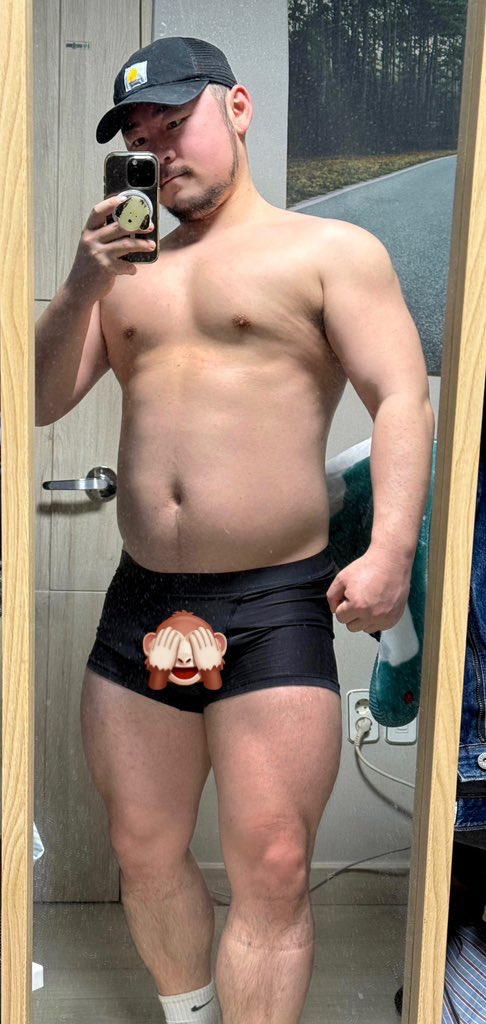 bbangmo2's tweet image. 내일 못걸을 예정🫠