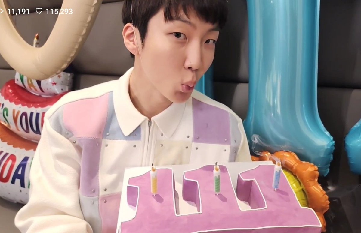 nobu__89KSY's tweet image. おめでとうフニ☺️🎉💙
#ThisBirthdayThatSeunghoon 
#이승훈_존재가_선물훈