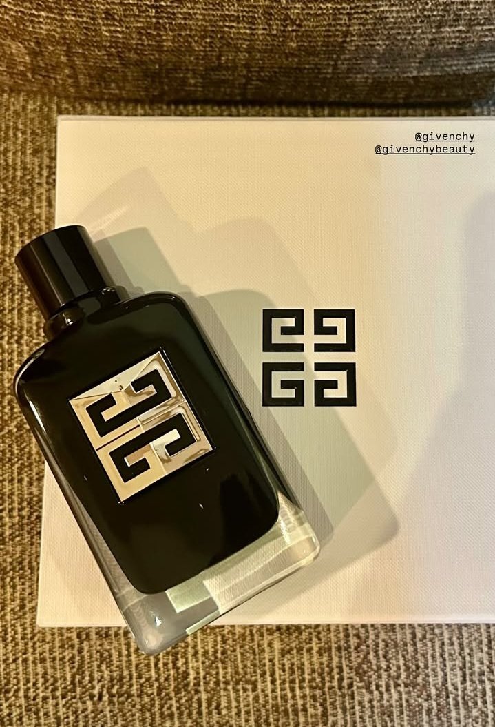 salvanyyy's tweet image. new year gifts ba 'to? mga big brands pa 😭 congrats ralph