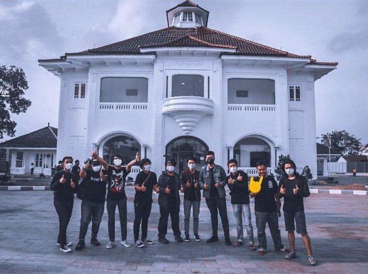 Pada masa itu... 

<a href="/txtdrbekasi/">TxtdariBekasy 🇵🇸</a> <a href="/txtdrPTI/">Warga PTI</a> @txtcibitung