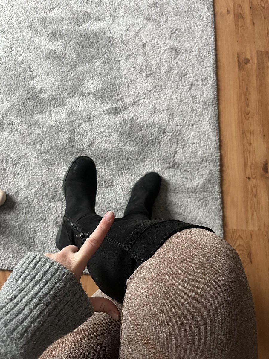 GoddessLeo03's tweet image. So RT-Game mit einem anderen Wau wau🐶
1/1/1 10min bis 11:44 
Jetzt haut mal richtig rein hier und kommentiert🐶
#rtgame #geldsklave #zahlsklave #kleingeldsklave #moneypigs #paypigs