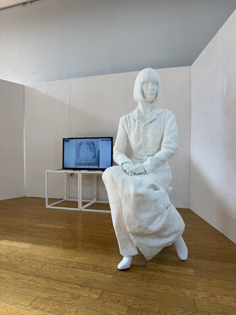 多摩美術大学 卒業制作展・大学院修了制作展 A日程

渡部真衣さんの作品
絵画北棟2階212A教室