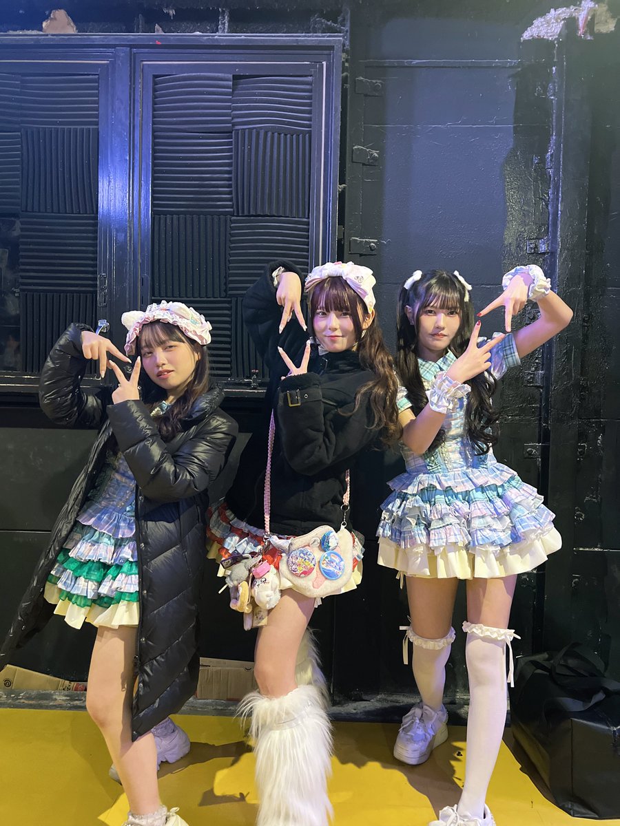 ailassic's tweet image. 『HACHI$LIVE vol.310 &amp;amp; 311』
ありがとうございました✨

今年も888さんにたくさん出演させていただきたい所存です👀🔥
ライブの盛り上げ協力もありがとうございました!!

次回のライブは、17日(土)5人!!
『Bask in IDOL』
🎫tiget.net/events/450959
『桜庭らば生誕祭』
🎫tiget.net/events/452547