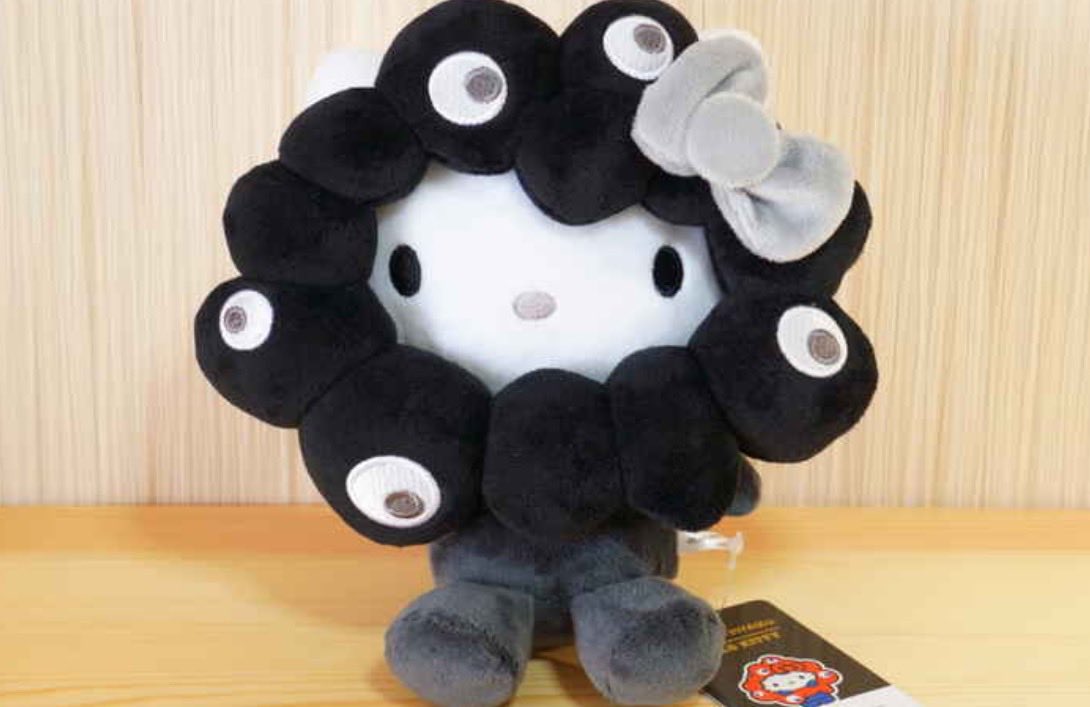 ＊14,000円で購入希望のぴくさんに販売することに決定致しました。 黒ミャクミャク。 お友達に譲ったのでそのぶん追加購入したいけど