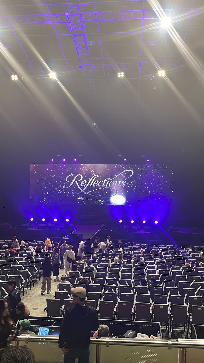 spazzer418's tweet photo. It's been a long time, unnie. Can't wait to meet you again.🫶🏻🩷
#JessicaJung #JessicaReflectionsTour https://t.co/X8aR4iN1Vx