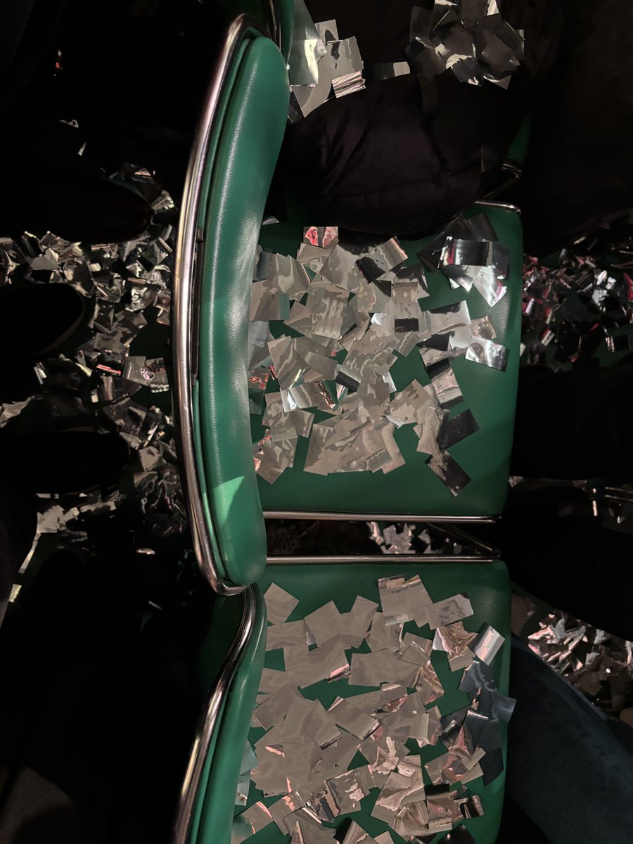 ekdb_admin's tweet image. #宮本浩次
武道館２日目終わりました。
終演後のアリーナ座席こんな感じ