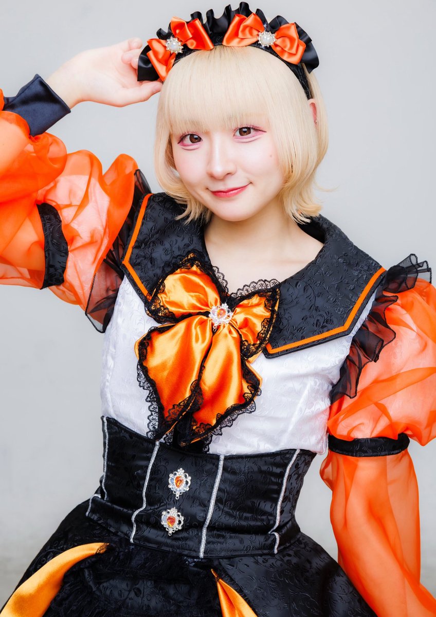 HOT DOG CAT 橙叶れいな
『生誕記念 ブロマイド、デコチェキ、デコ写メ』

-----

生誕祭開催を記念に生誕Tシャツ着用のブロマイド、デコチェキ、デコ写メを販売します！
みんなの前で披露することが出来なかった生誕Tシャツを着て撮影しました📷
ブロマイドはチュウ、ヨリ、座りの 3種🎀