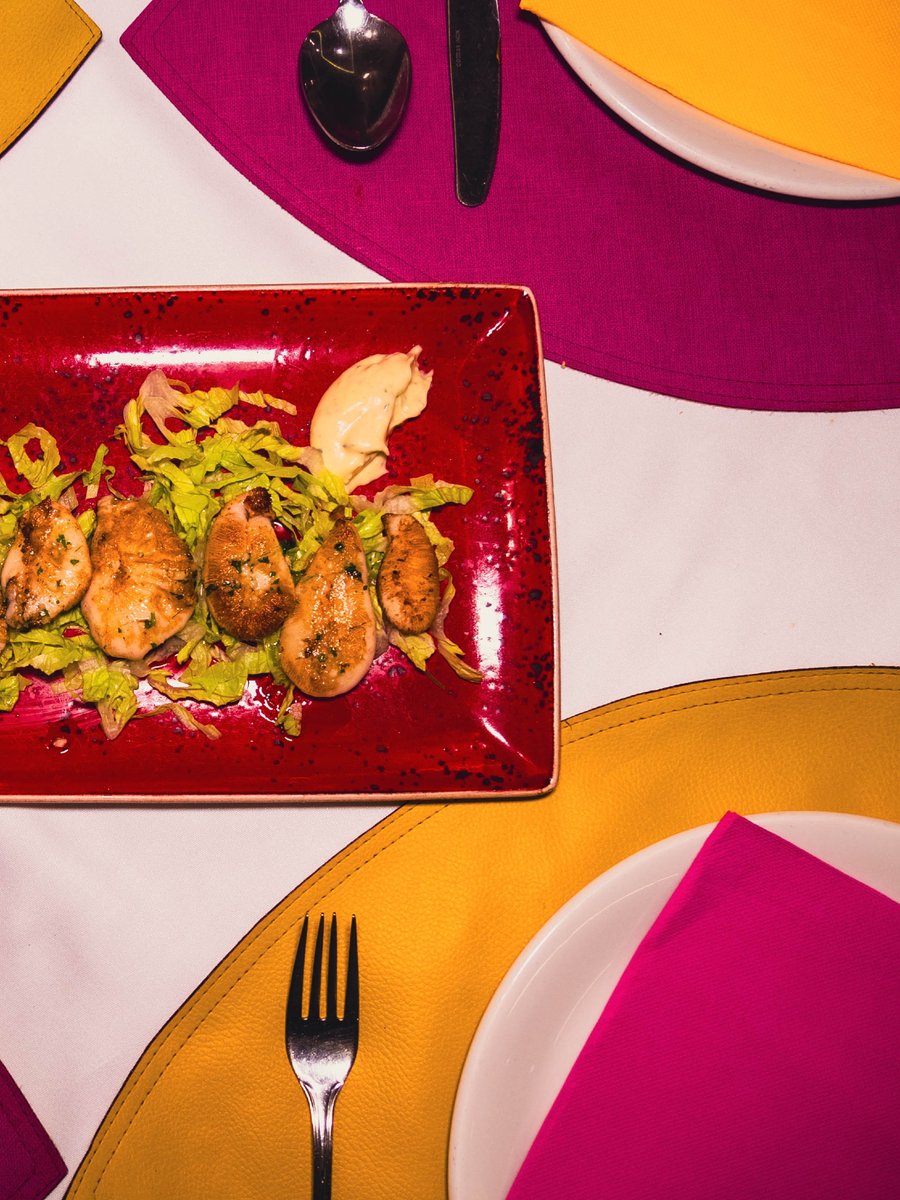 Solo lo mejor en tu plato 🥩🍅 Producto de calidad, fresco y cuidado al detalle para que disfrutes de cada bocado 🌿✨ #BarNerva #ProductoDeCalidad