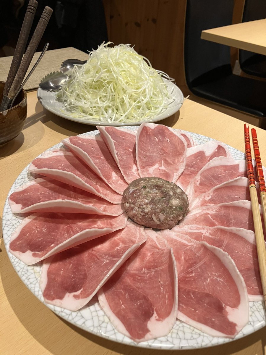 O2Q2Z's tweet image. 本日は 鴨すき