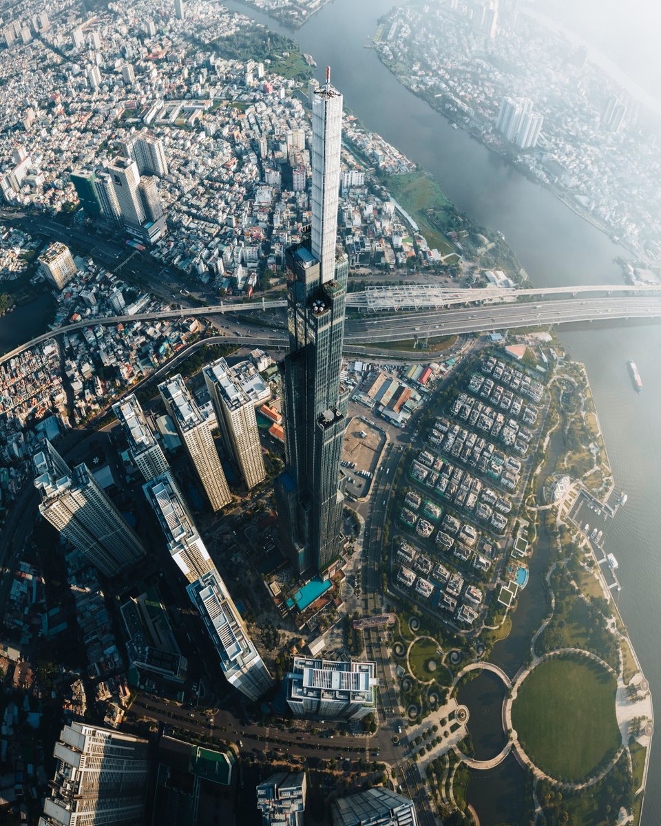 13amStudio's tweet image. Project 195 | Country 08

Vietnam 🇻🇳

Vietnam became the next country represented in Project 195, bringing with it a creative identity shaped by resilience, contrast, and rapid change.

Stretching along Southeast Asia’s eastern edge, Vietnam is defined by movement, from the dense…