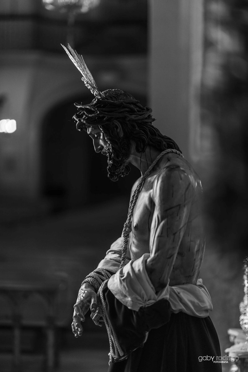 ✝️ #EVANGELIO |

"Apenas se bautizó Jesús, salió del agua; se abrieron los cielos y vio que el Espíritu de Dios bajaba como una paloma y se posaba sobre él.
Y vino una voz de los cielos que decía:
«Este es mi Hijo amado, en quien me complazco»”.

(San Mateo 3, 13-17)