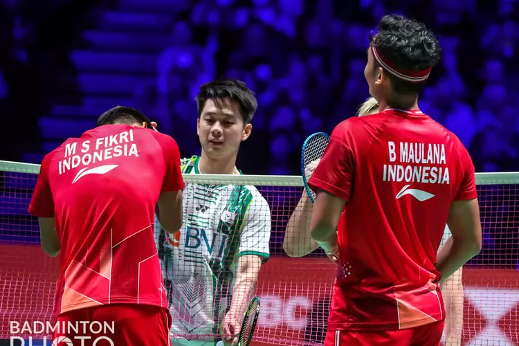 melonycjava's tweet image. Tolong kata gua mah..
Kevin Sanjaya bisa ditarik lagi dan dipartner kan dengan Fikri.
Biar Maulana dicoba dengan Fajar.
Jika mau ya, balikin Fajar Rian.
Bodoh amat dgn rank mereka.
MD Indonesia lagi surut nih.
Raymond Jaoquin masih butuh waktu.
@INABadminton , coba kali.