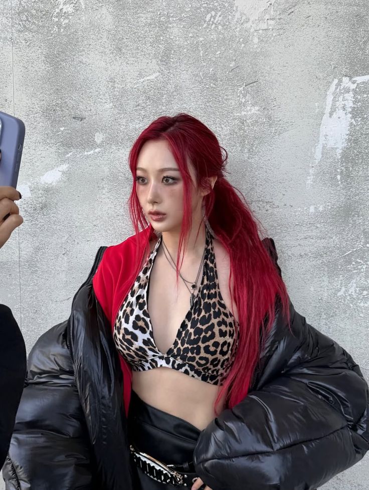 tatcha's tweet image. layout nya ganteng bgt plisss ka dovv izin jadi kincii layout nya iaa akakk