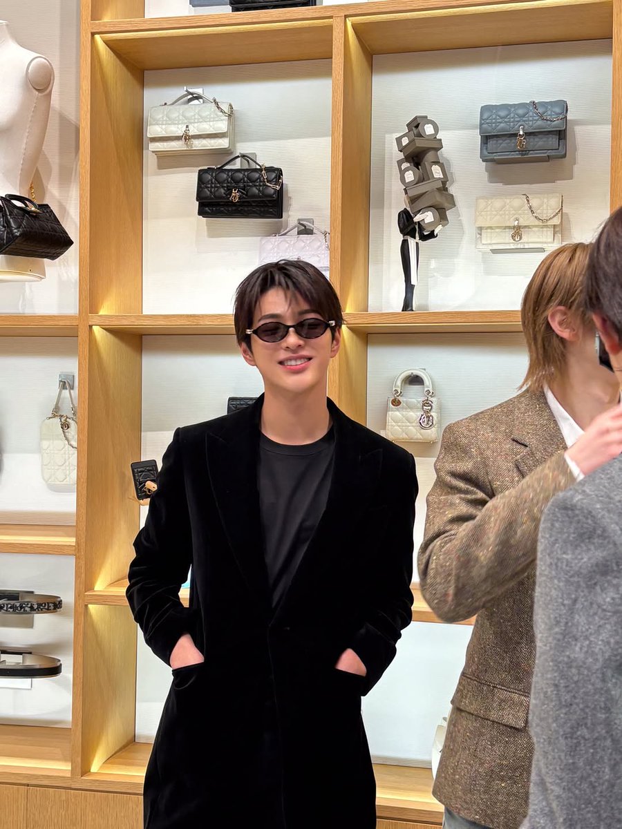 zhaoyufancokr's tweet image. [260111] Keonho Instagram Update

🕶️🕶️🕶️

#KEONHO #건호