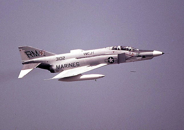 71-11-23  IWAKUNI
RF-4B  RM-16   3102
89-07  to  AMARC