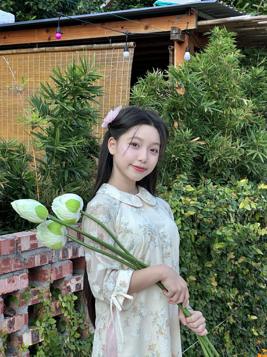 bngoclonto's tweet photo. 🌹 https://t.co/WzDkTGIoVK