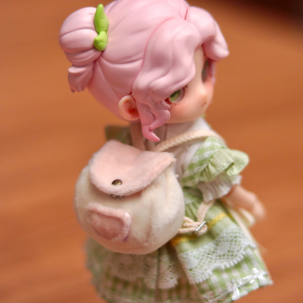 ファー生地でモコモコのリュックを作りました！暖かそう🐑