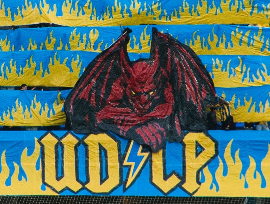 Grupo Ultra Naciente tweet media