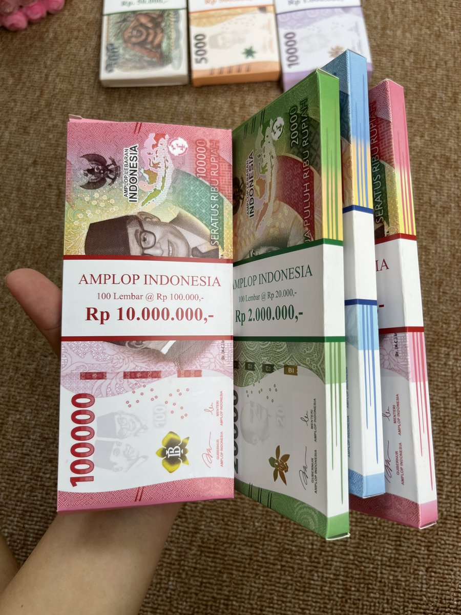 ✨ GIVEAWAY ✨

giveaway 10 lembar yang warna merah untuk 1 orang.

Syaratnya;
• follow akun aku 
• RT &amp; like tweet ini
• like &amp; bookmark tweet dibawah ini 
• reply kata-kata baik
