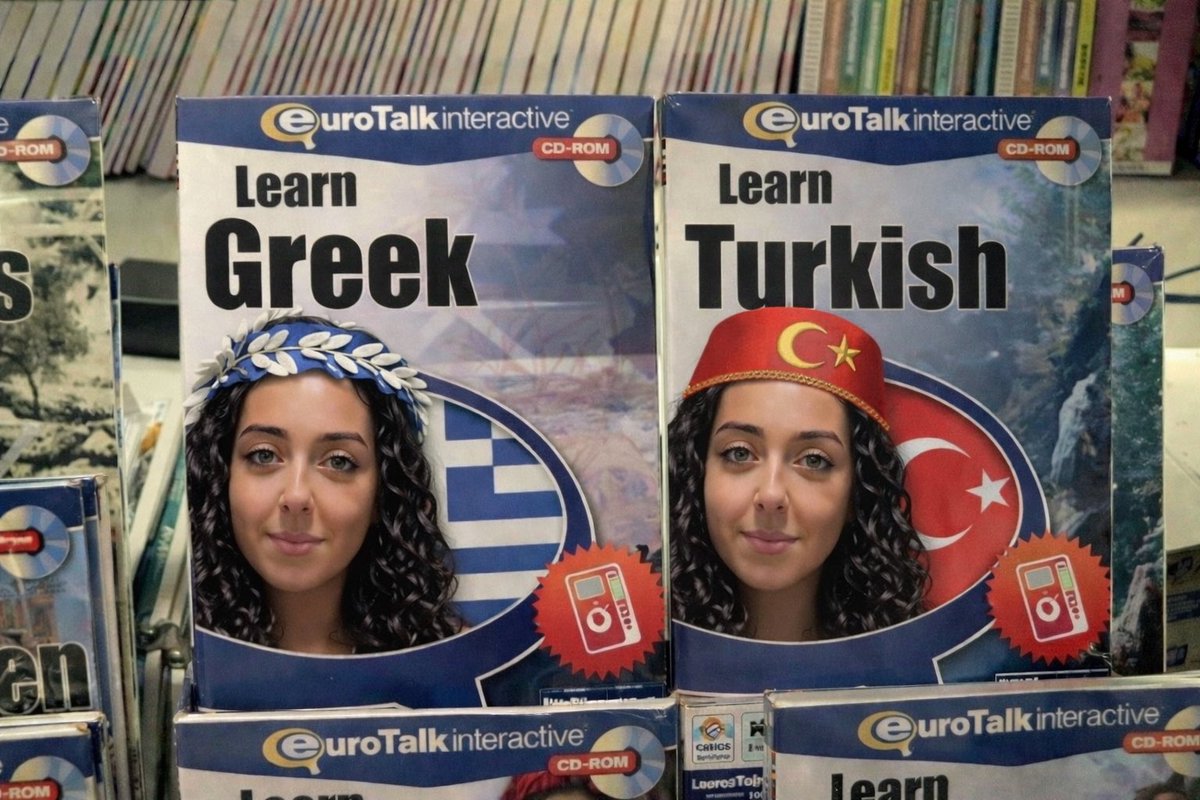 DIAS's tweet image. Wait a minute