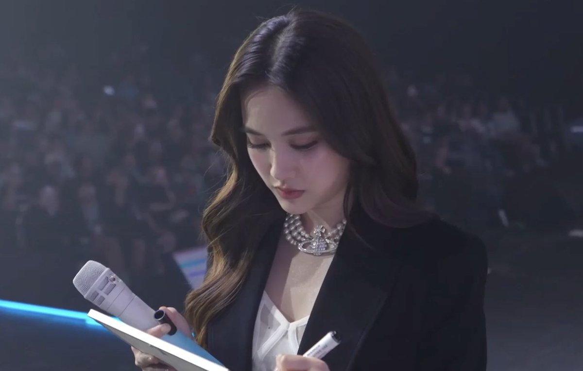 ForFreenNaKa's tweet image. เรารู้

รูป.....หล่อ(มากเลย)ค่ะ

4E FIRST FAMILY TIME
#Unveiling4Elements 
#srchafreen