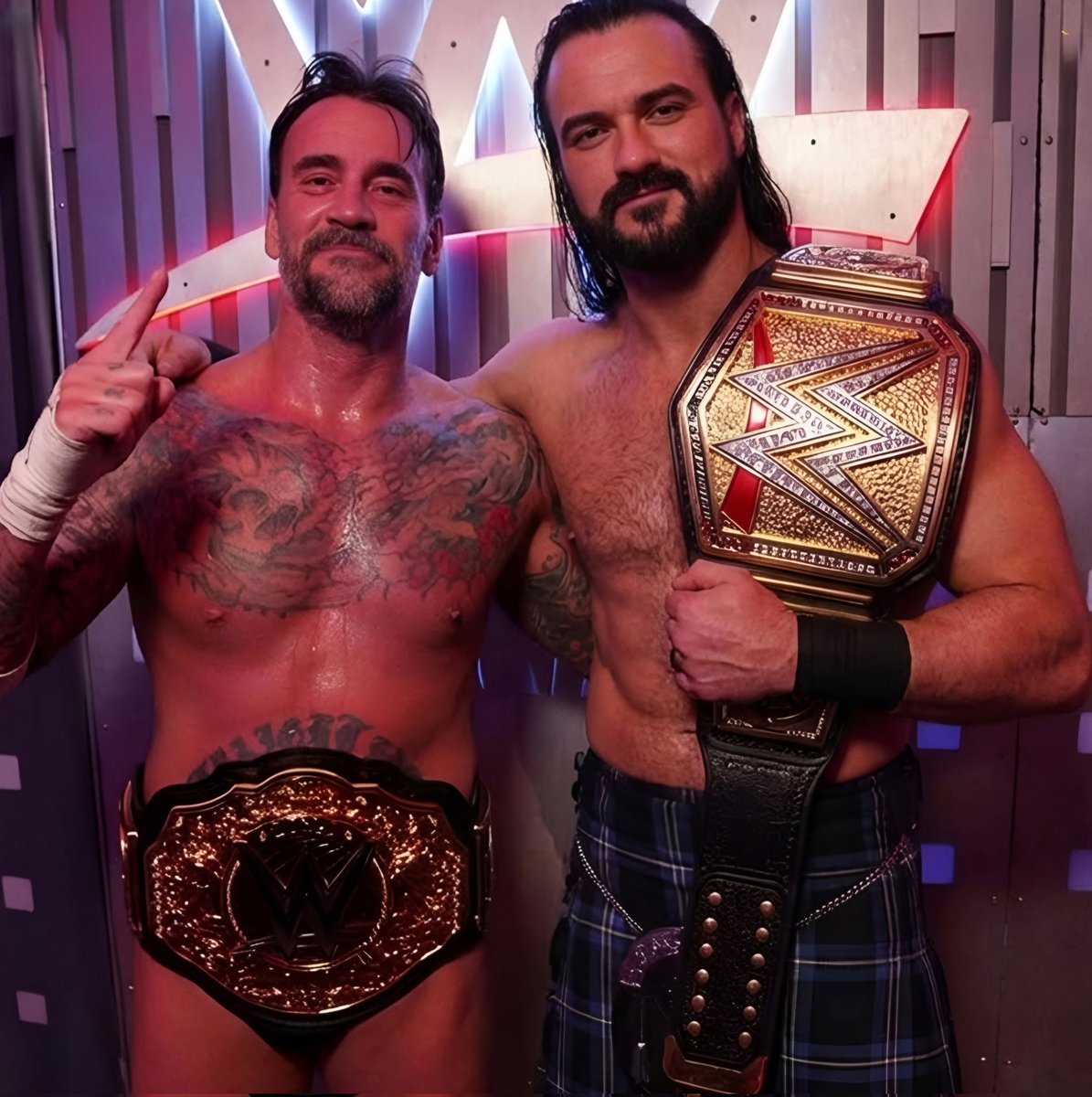 dawgcheems's tweet photo. @DMcIntyreWWE DM Hunk! https://t.co/msVbtfb6zS