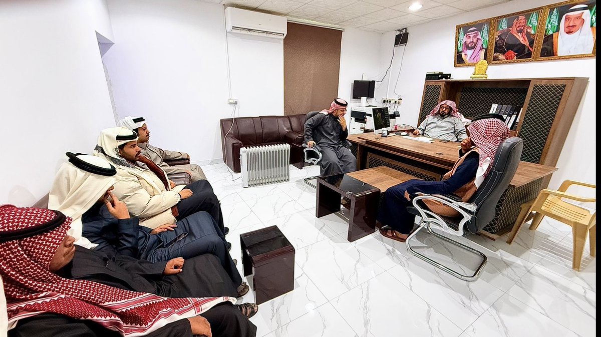 ضمن إطار جهود الجمعية المتواصلة نحو التطوير المؤسسي وتحسين جودة الأداء، عُقد الاجتماع الدوري الأول لموظفي الجمعية لعام 2026، وذلك لمتابعة سير الأعمال ومراجعة ما تم إنجازه خلال الفترة الماضية، إلى جانب مناقشة الخطط والبرامج المستقبلية الهادفة إلى رفع كفاءة العمل وتطوير آلياته.