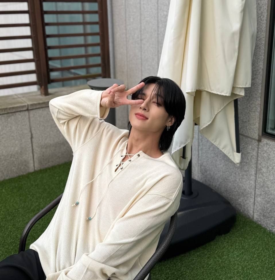 yuyusoobin's tweet image. -#wsn woosan au 
wooyoung red ettiğine bin pişman olduğu san’a tekrar ulaşmak için elinden geleni yapmaya hazırdır