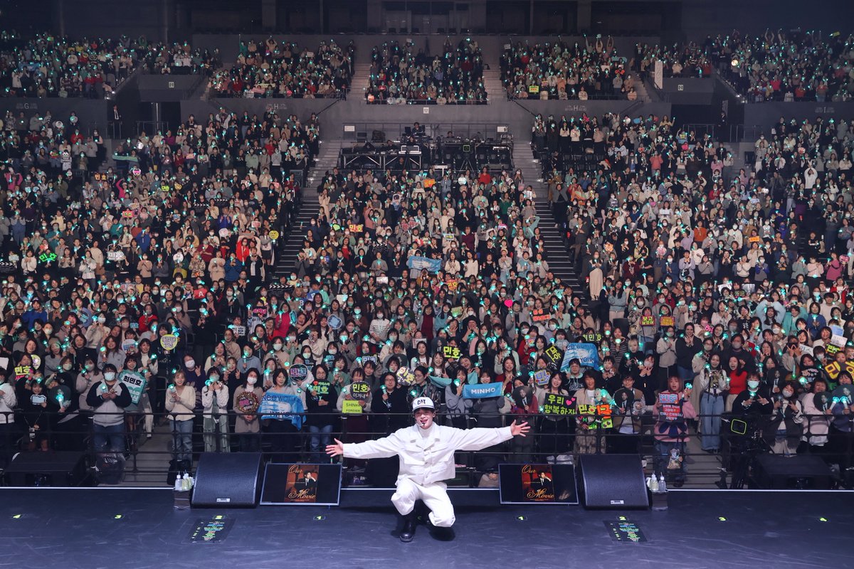 SHINee's tweet image. 2026 BEST CHOI's MINHO &amp;lt;Our Movie&amp;gt; in JAPAN

💎Day 2 with SHINee WORLD🩵.  

#MINHO #민호
#SHINee #샤이니
#2026MINHOFANMEETING_JAPAN #OurMovie