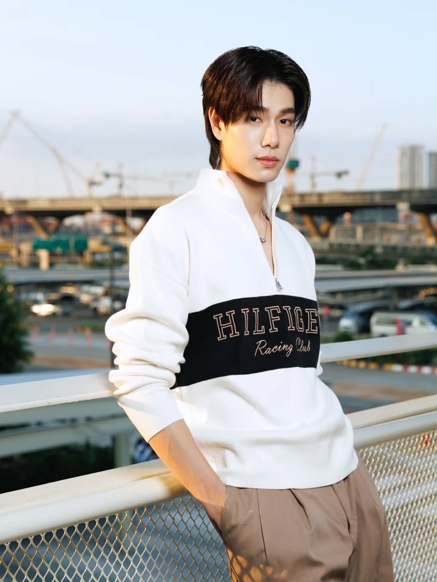 Farah_91Babyz's tweet image. IG 📸 @phuwintang 

🌬️ 

@TommyHilfiger #tommyhilfiger 
#tommyfamily #phuwintang