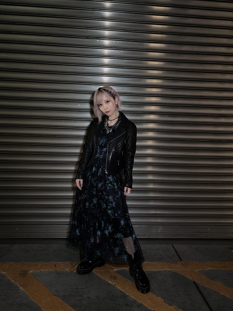 xoxleoxox's tweet image. 【アークナイツ 6th Anniversary Fes. 「Continuum」】♜⃤

M1.「Alive」
M2.「R.I.P.」
M3.「End of Days」
M4.「生命換装」
M5.「Runaway」

6周年のお祝いに全力を傾けて。
お歌、楽しんでいただけていますように。
ありがとうございました…！🌅

#アークナイツフェス2026