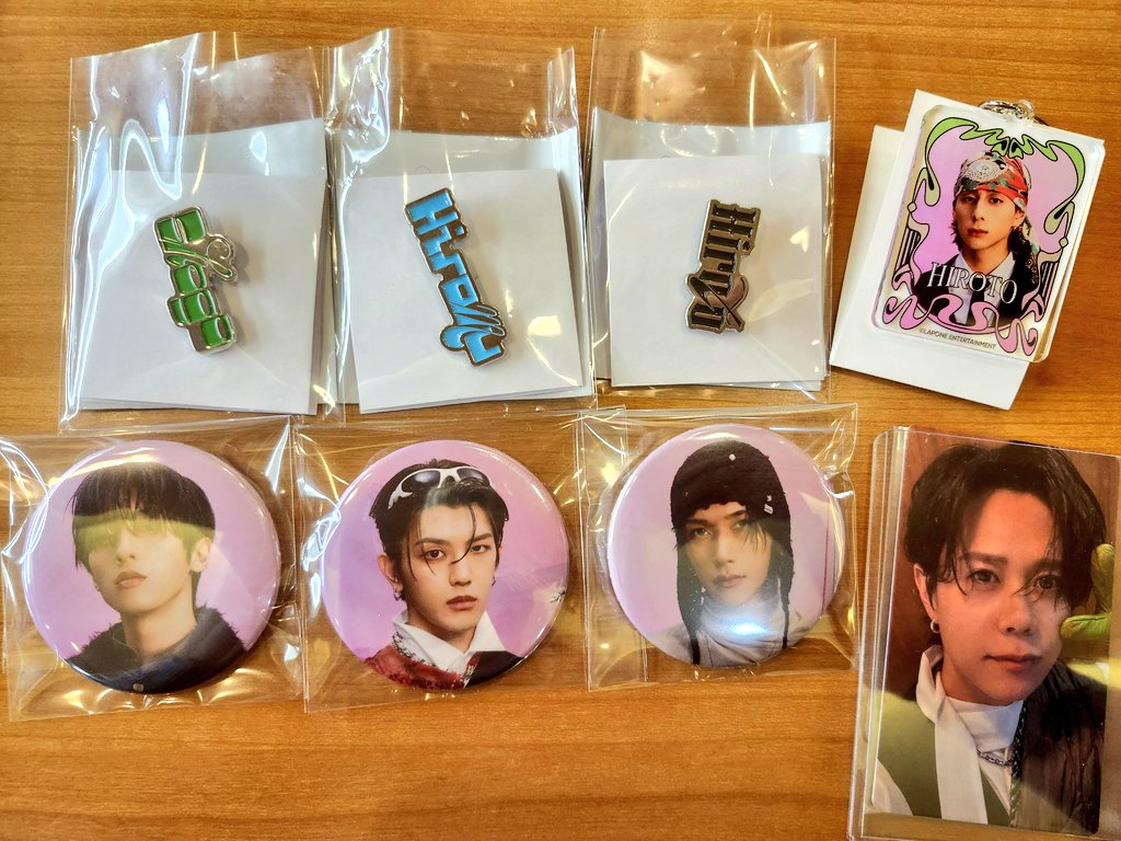 INI NEW YEAR POPUP STORE 2026 ポップアップ 福岡 【譲】 ピンバッチ