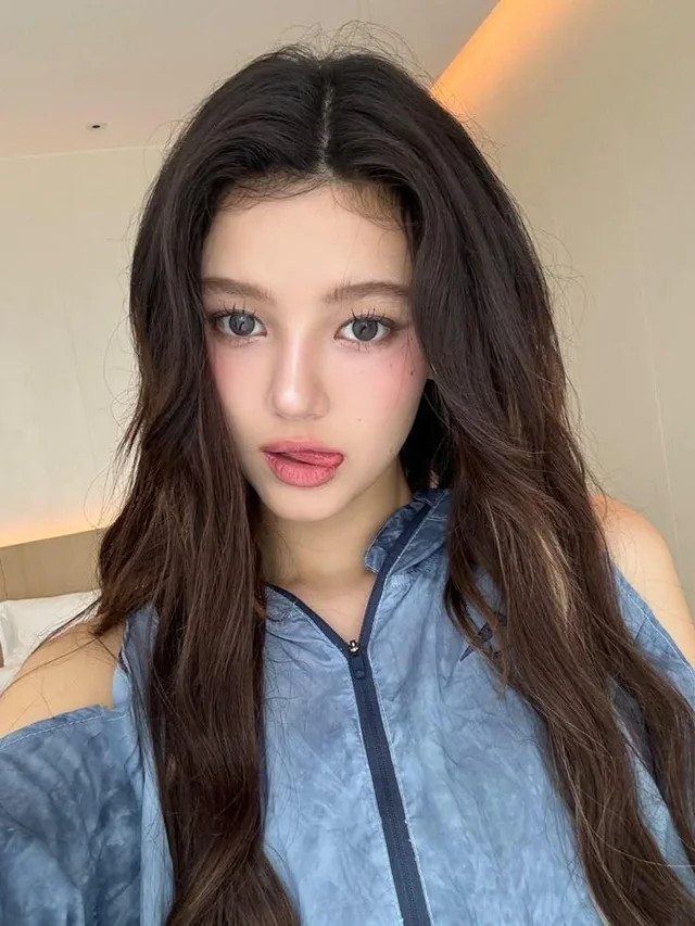 PopEmpirex's tweet photo. NewJeans Danielle's Alleged Instagram Account surpasses 100,000 Followers in just a few hours after fans' discovery. https://t.co/IRGNwuwycC