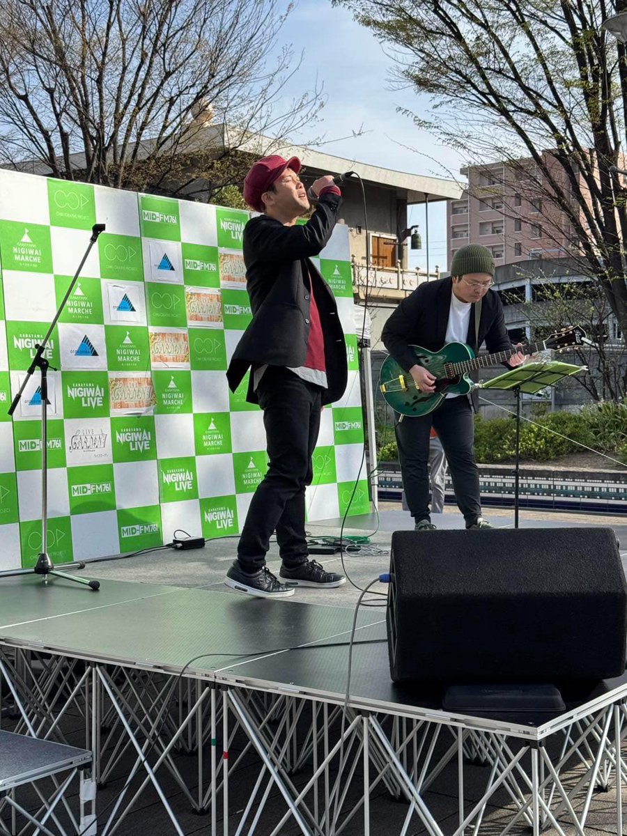 かなり経ってしまいましたが、、、貴詩さんのお手伝いツーデイズでした、有難う御座いましたたたm(._.)m

めっちゃ純粋で優しい感じが伝わってくる歌詞が好きです！！！

そんな貴詩さんとのスーパーお久しぶりの演奏は、1月25日（日）金山です。
寒さに負けないで頑張ります、寒さに負けないで！！