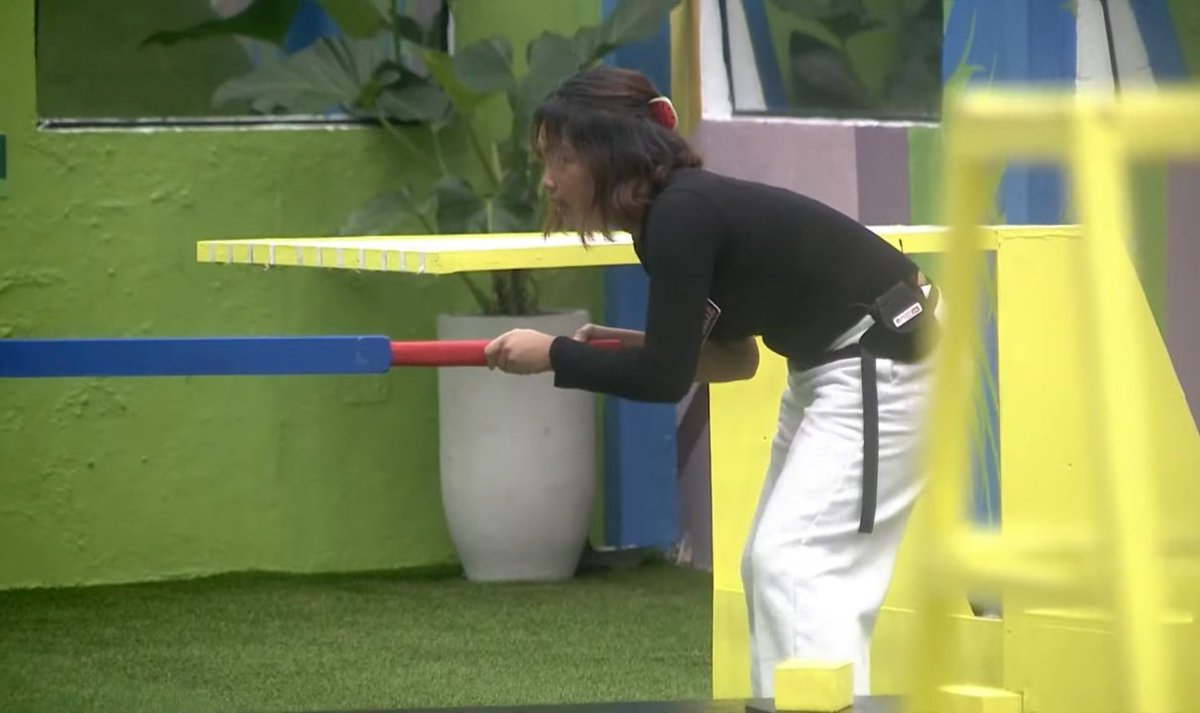 subrang palaban ang atabs natin ohh and first time nya manalo for ligtas task challenge and I'm so proud of it!! she's improving so real!  #CarmelleCollado 

DONATE FOR CARMELLE