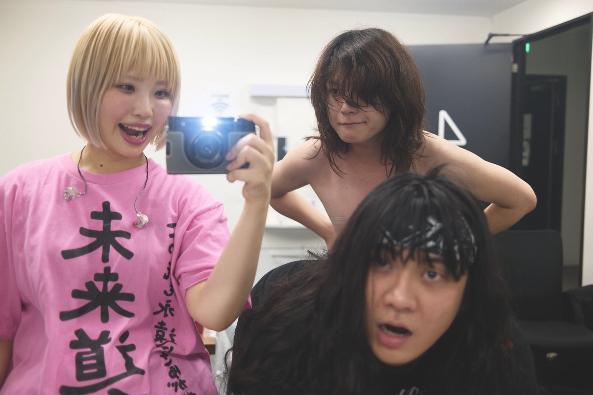 yabaT_aribobo's tweet photo. ねぐせ。が仙台に呼んでくれた！
未来が明るくてとてもいいね、ねぐせ。
スーパー愛し隊！のみなさまめっちゃ優しくてアツくてさいこうやった
顧客心強かったzeありがとう！
また宮城来させてください
ねぐせ。宮城連れてきてくれてありがと〜 https://t.co/NsSBwOWvJn