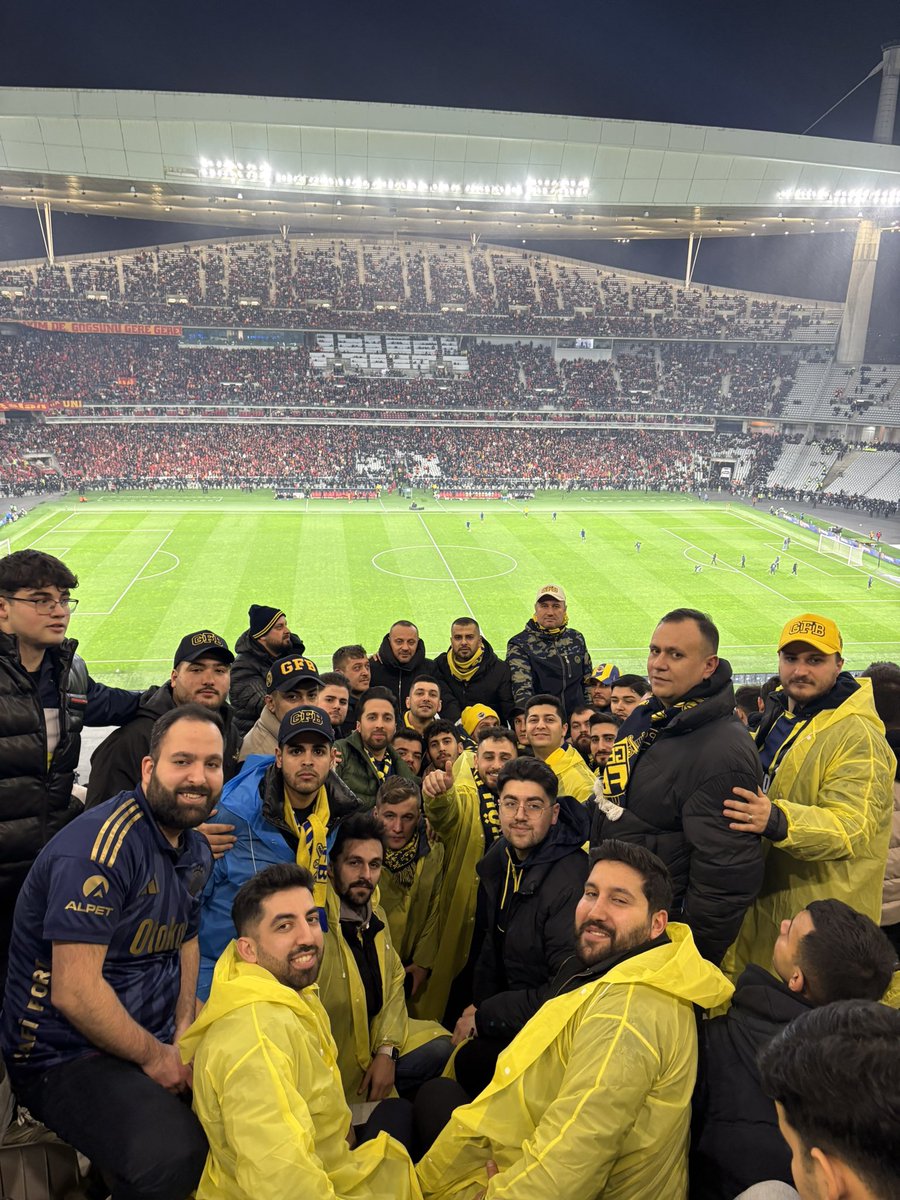 Her zaman heryerde 💛💙 <a href="/gencfborg/">Genç Fenerbahçeliler</a>
<a href="/500evlergfb/">500 Evler GFB</a>  #GSvFB