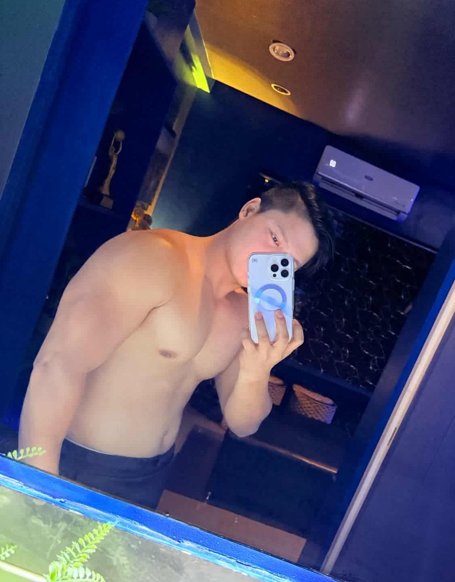 Franco23 tweet media