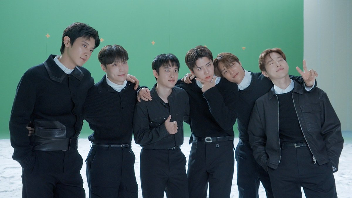 EXO 엑소 'I'm Home' MV Behind The Scenes

youtu.be/USBEv9sByeQ

#EXO #엑소 #weareoneEXO
#ImHome #EXO_ImHome
#REVERXE
