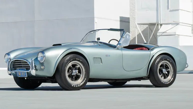 FormulaOneWorld's tweet image. 1964 Shelby 289 Cobra "Snake Charmer" US$2.3m Sold