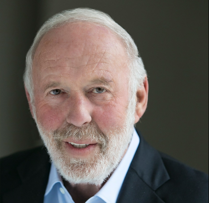 TacticzH's tweet photo. Warren Buffett: 20% CAGR over his whole career

Stanley Druckenmiller: 30% CAGR for 30 years. Not a single losing year!

Peter Lynch: 29% CAGR between 1977 and 1990

Jim Simons (the GOAT): 66% performance each year between 1988 and 2018

But people on social media convince us we will keep chopping away at a 100%+ CAGR infinitely.

We've had 3 fantastic years. And we might have another one.

But it's not sustainable, just keep that in mind.