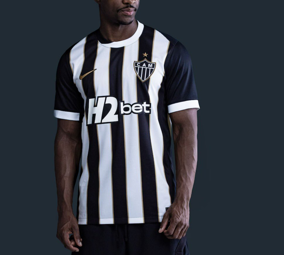 AtleticoBrandao's tweet photo. Que camisa linda, @Nike acertou muito. https://t.co/HXe4s7X4j1