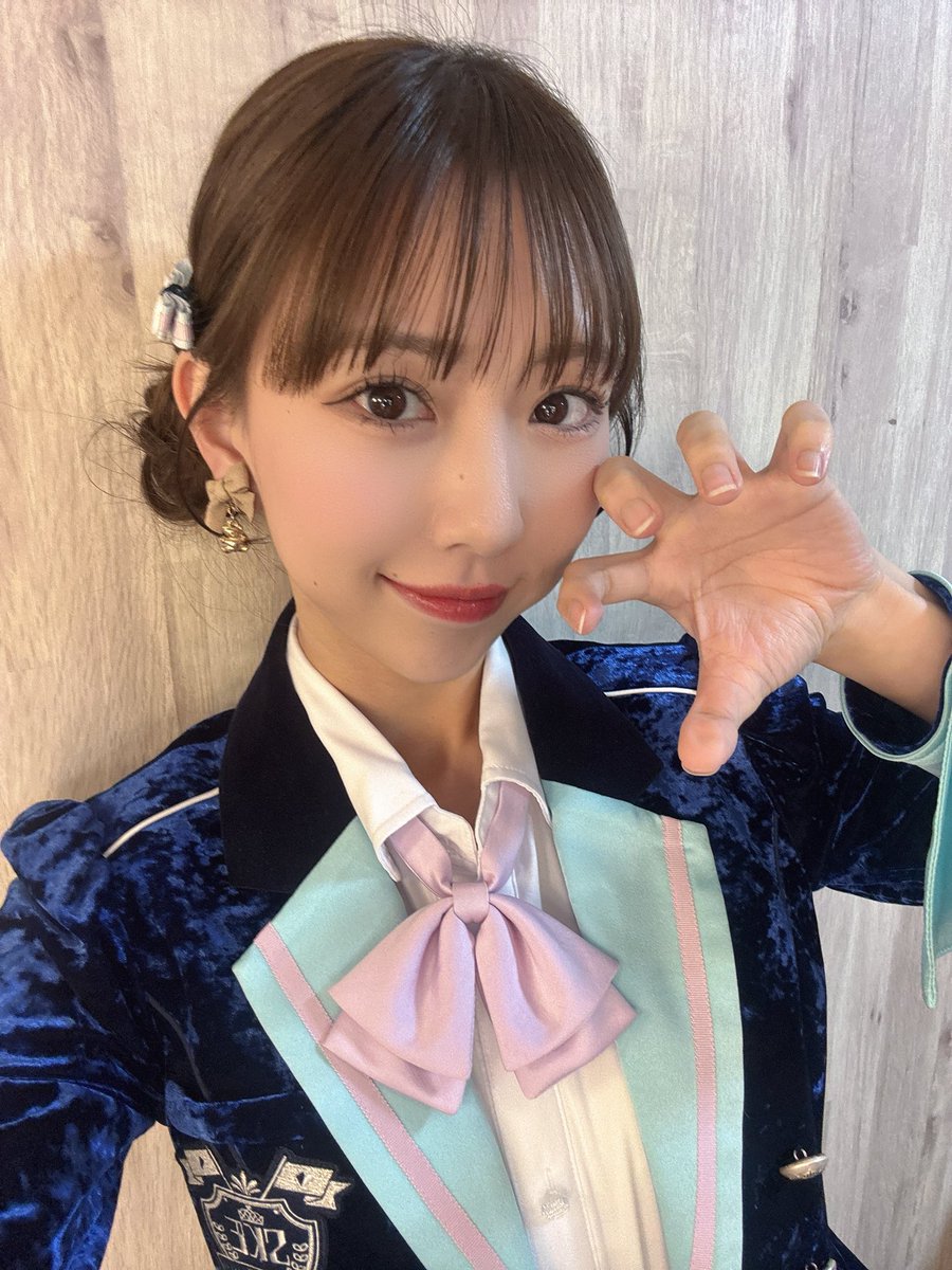 直筆】 SPA! R7年10月14.21日号 当選品 熊崎晴香 サイン入チェキ 直筆